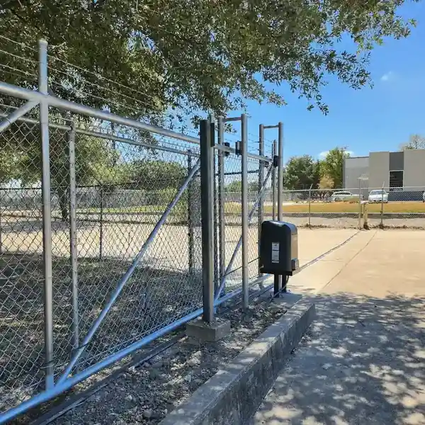 Gate operator repair service Houston TX by Griffin Fence