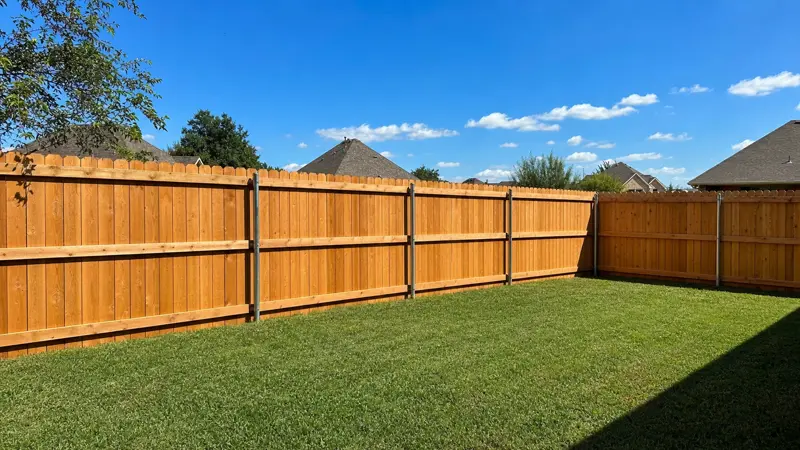 Cedar Fence Installation in Houston, TX: What to Expect