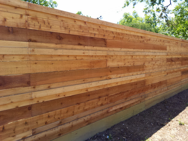 Horizontal fence installation by Griffin Fence Houston TX